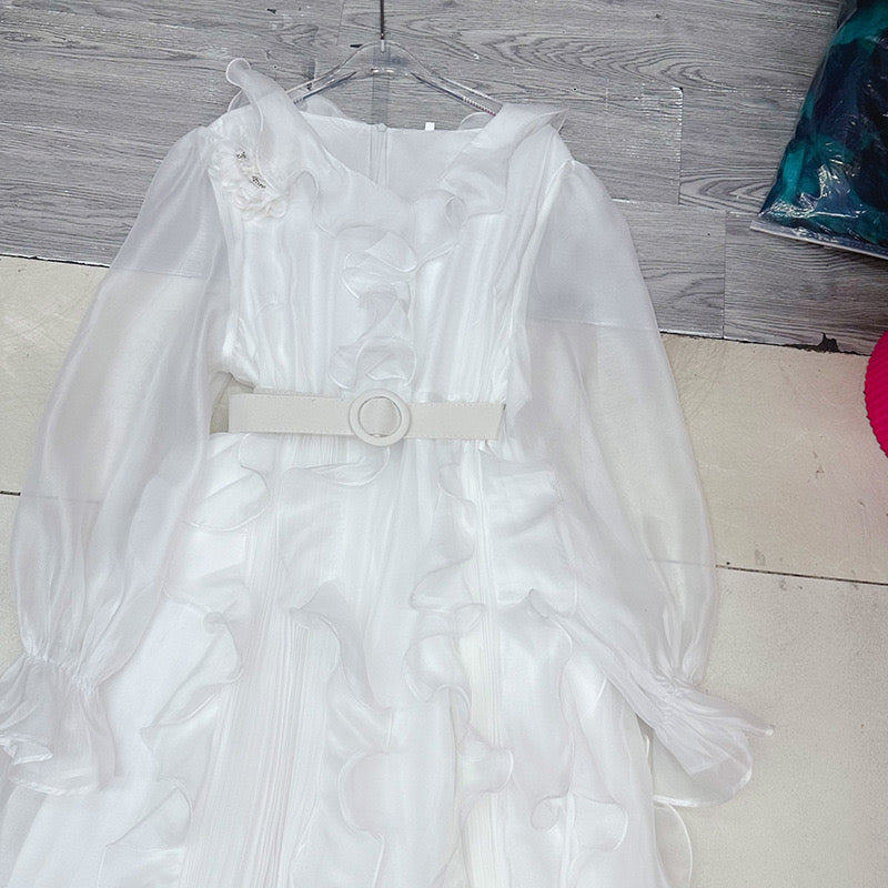 Ruffles belt dress