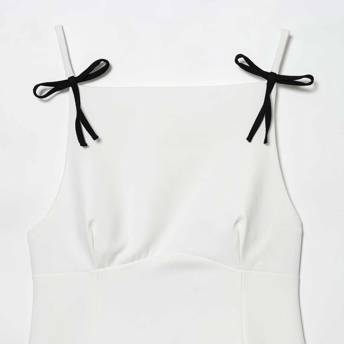 Spicy bow top