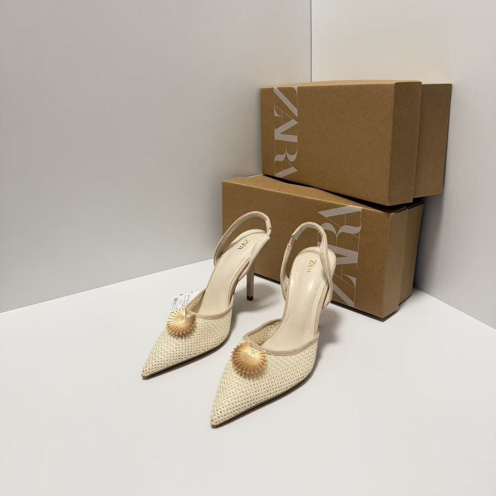 French style buckle toe sandals