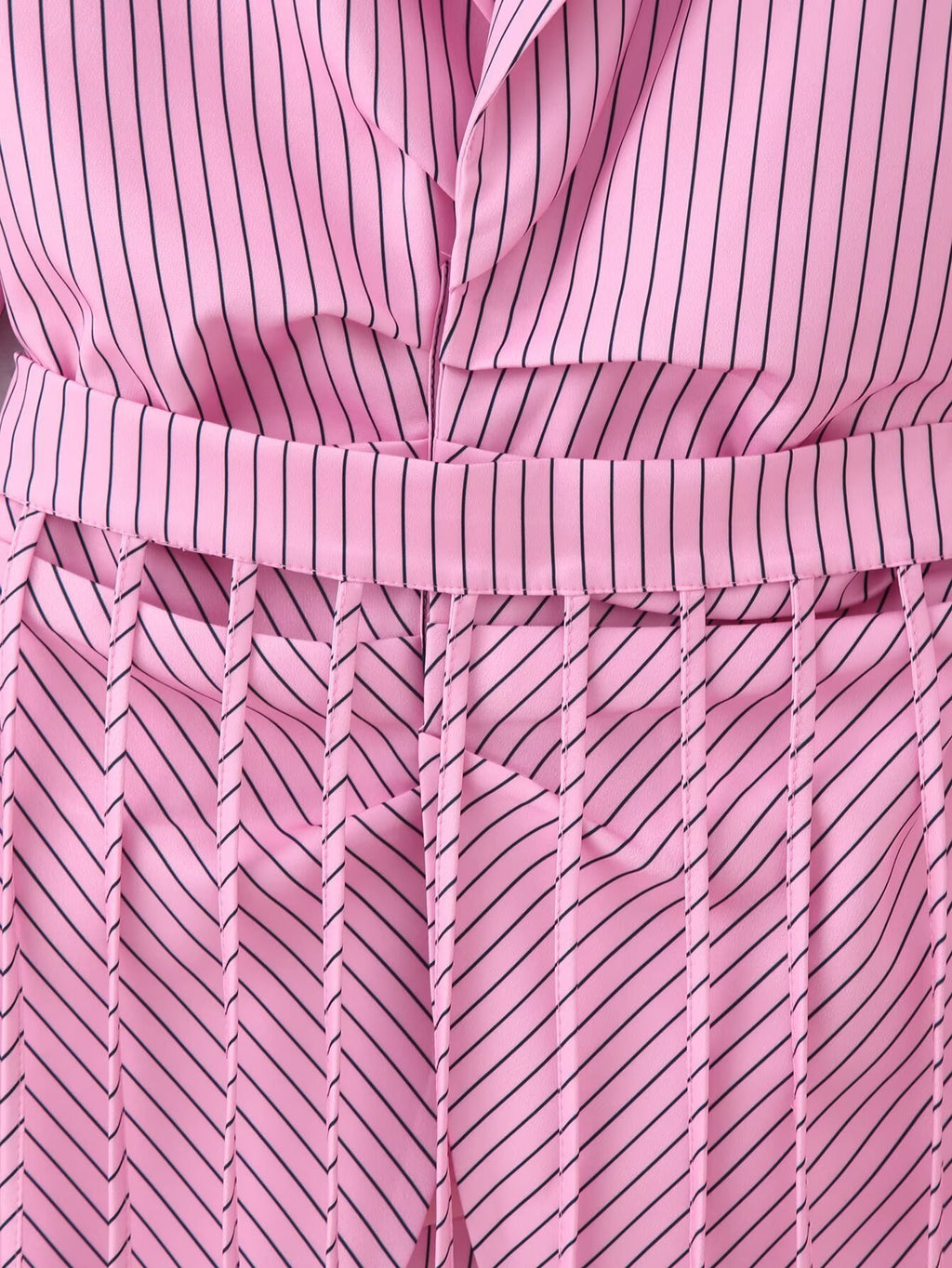 Detachable tassel belt jacket