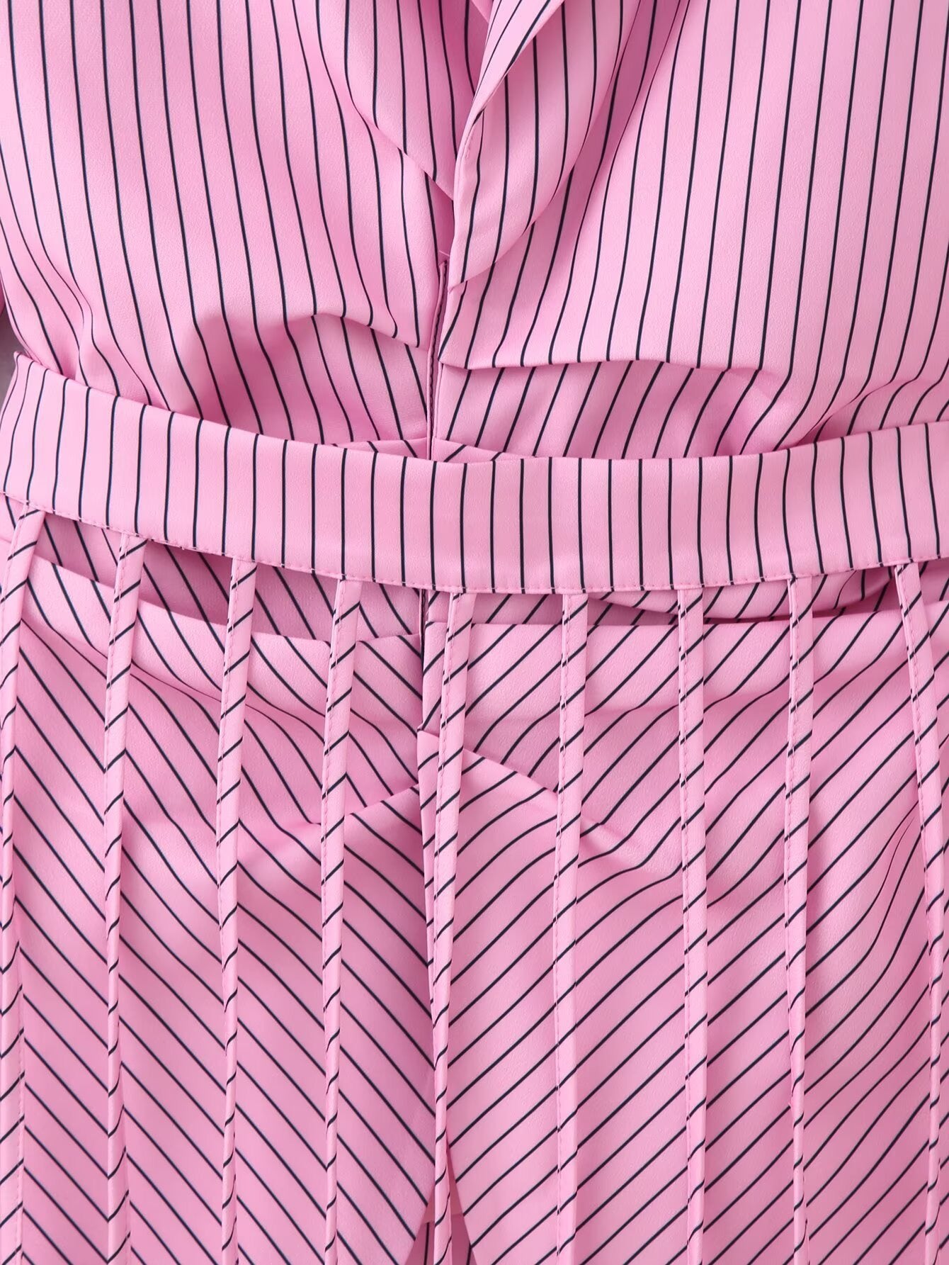 Detachable tassel belt jacket