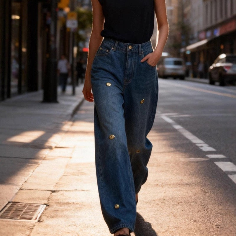 Trending eyes jeans
