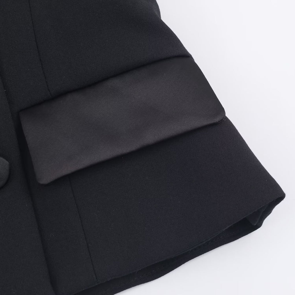 Halter neck vest style