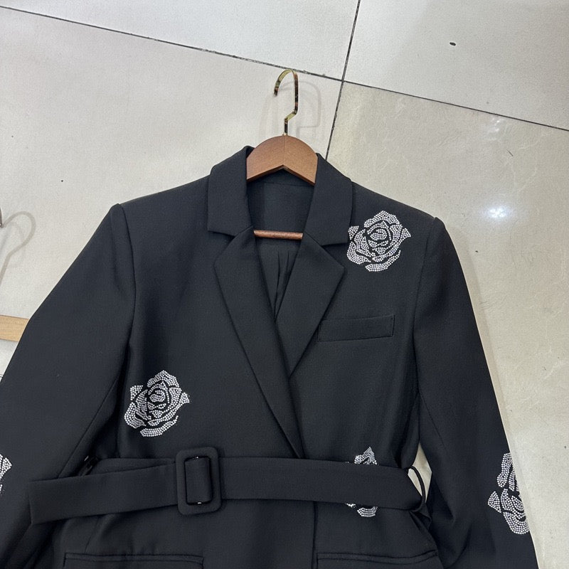 Diamond flower suit
