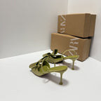 How stiletto style