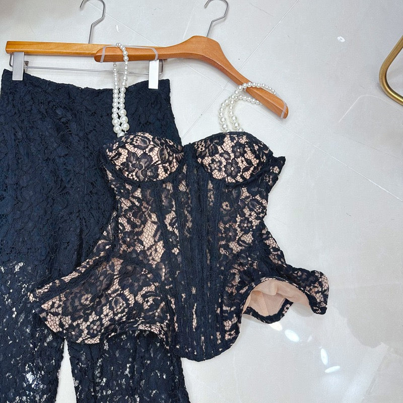 Feminine set