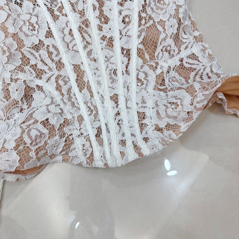 Feminine set