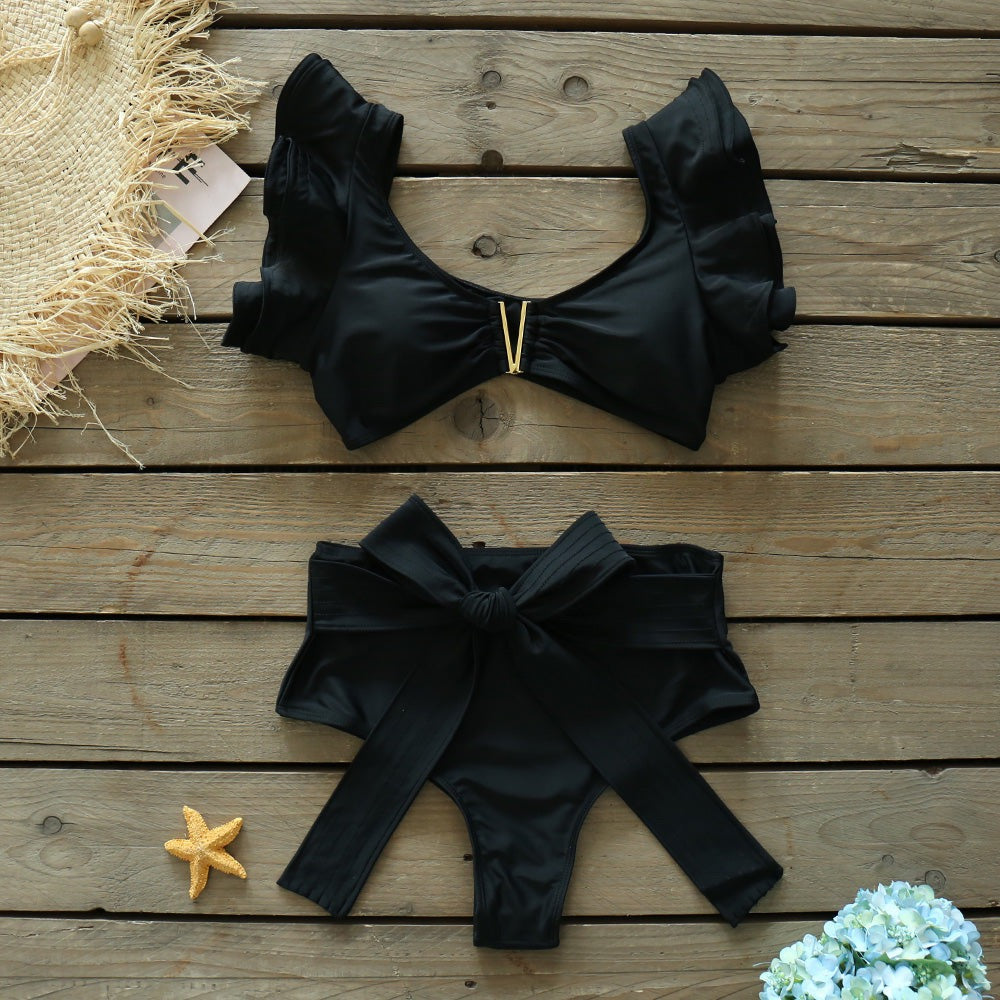 Stitching and ruffled edges bikini
