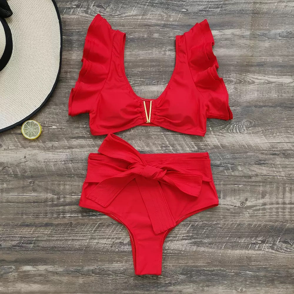 Stitching and ruffled edges bikini