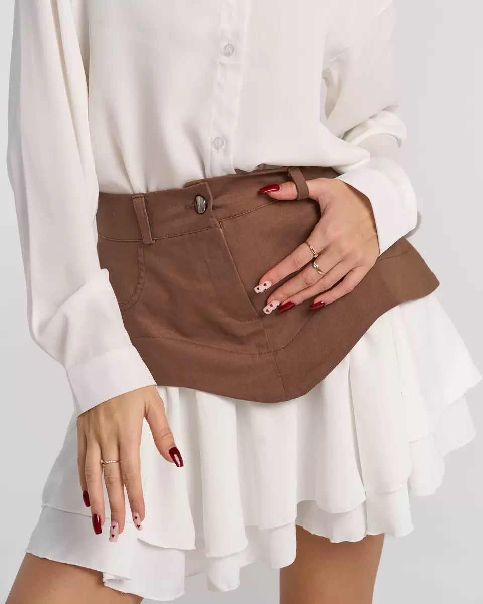Ruffled cake skirt